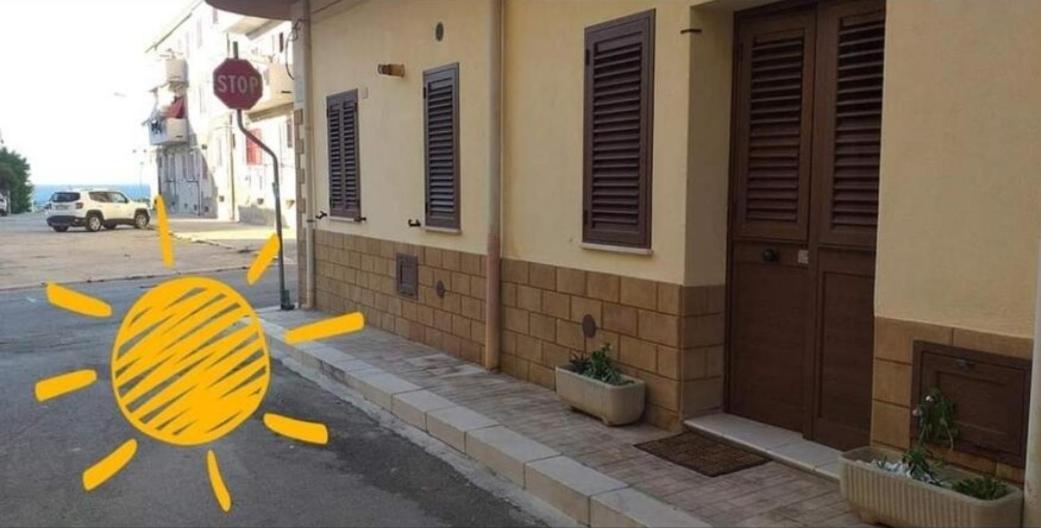 Casa Vacanza Da Mirella E Peppe 特拉佩托 外观 照片